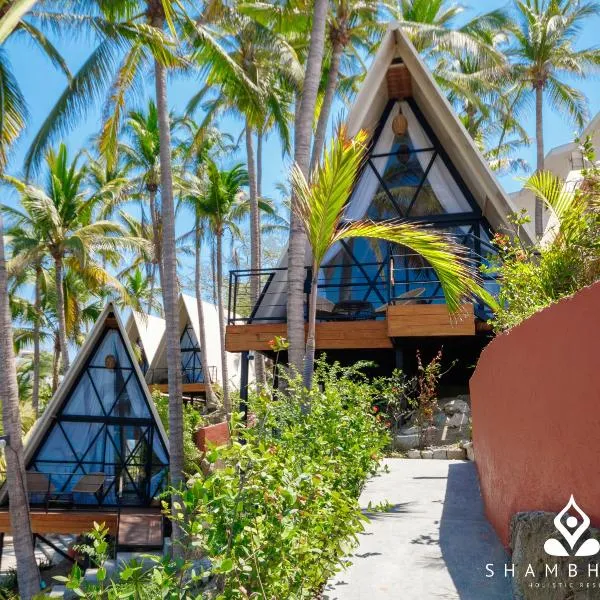 Shambhala Holistic Resort Only Adults, hotel v destinácii Manzanillo