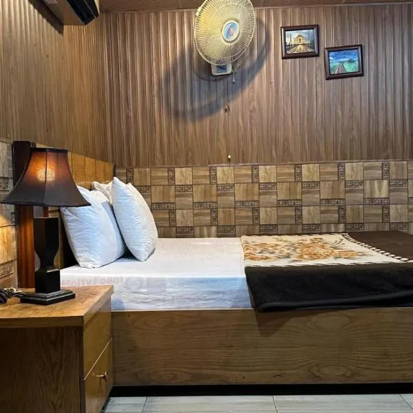 Viesnīca Baoo Jee Hotel Islamabad pilsētā Rāvalpindi