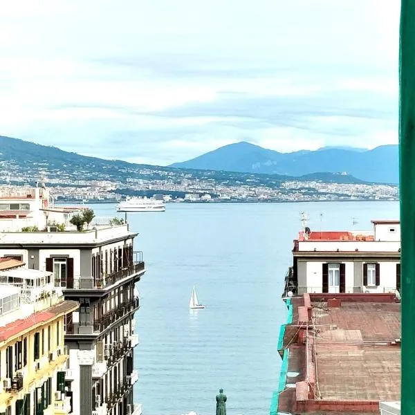 Il Faro di Santa Lucia, hôtel à Naples