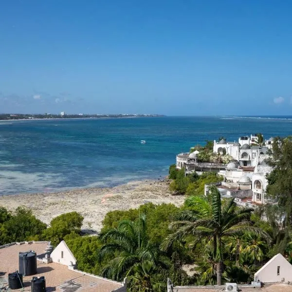 Ocean Cliff Homes 4 bedroom shared apartment, хотел в Момбаса