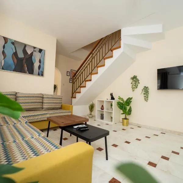 2 bedroom house near the beach, hotel u Limasolu