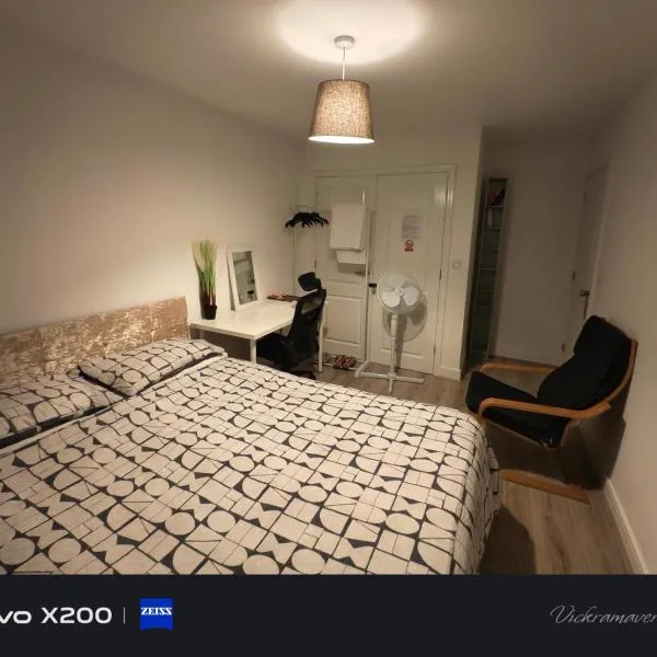 Free Car Park and walk to COOP, Etihad , Piccadilly Manchester City centre, Free Snacks, hotel a Manchester