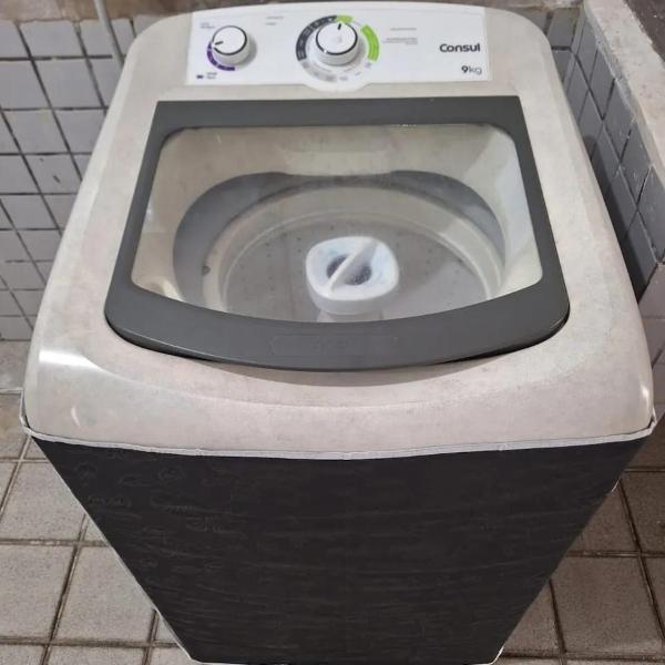 Suíte perto do Centro e Praias AR TV Wifi Cozinha Lavadora - Foto 4