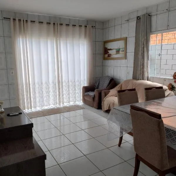 Casa na praia Ubatuba Enseada, Hotel in São Francisco do Sul