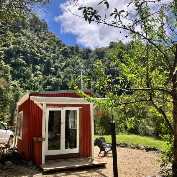 Golden Bay Glamping、タカカのホテル
