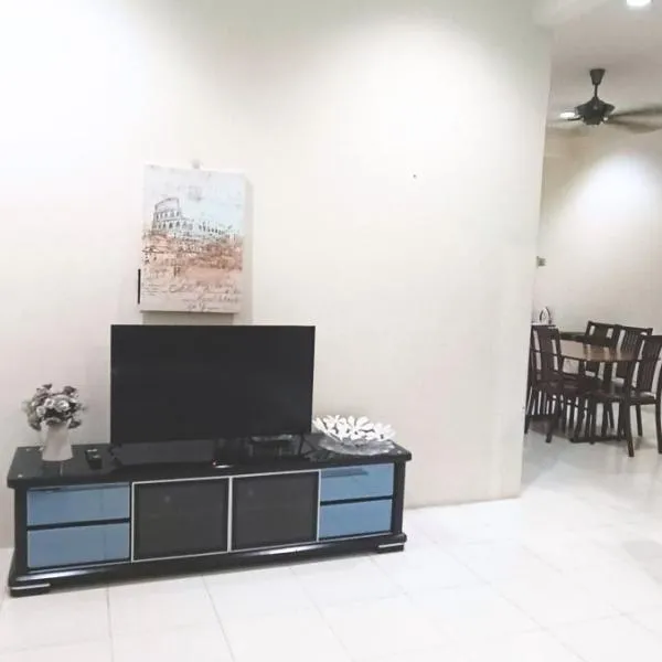 Homestay Maya Bukit Kayu Hitam, hotel v destinaci Bukit Kayu Hitam