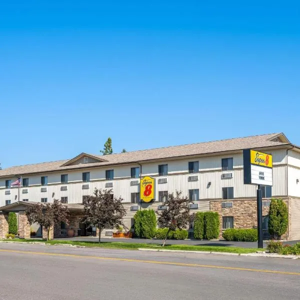 Super 8 by Wyndham Kalispell Glacier National Park, hotel v destinaci Kalispell