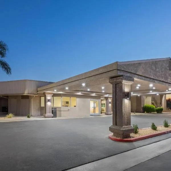 Ramada by Wyndham Merced、マーセドのホテル