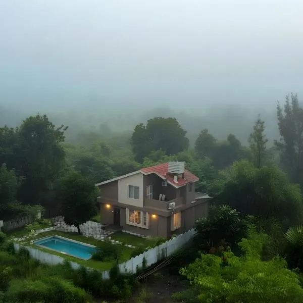 Pushpam Sanskruti Resort Karjat, hotel in Karjat