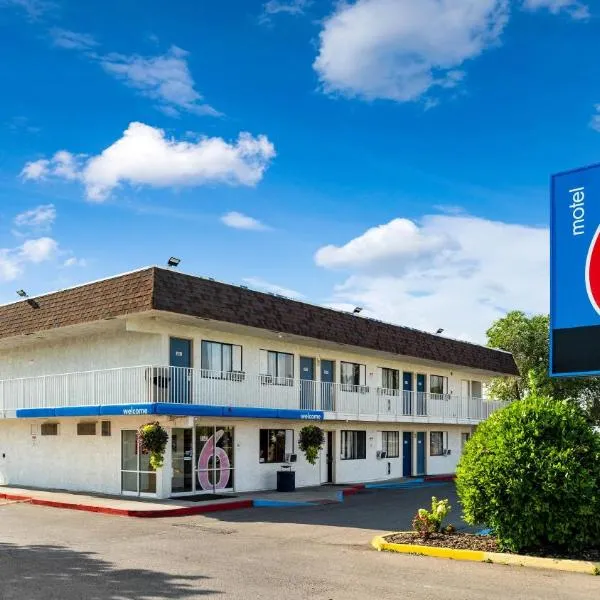Motel 6-Kalispell, MT, hotel v destinaci Kalispell