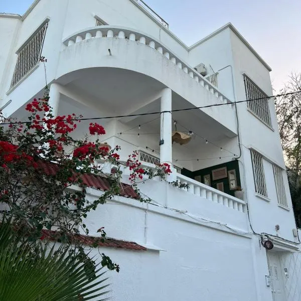 Nomads Hostel Tunisia、チュニスのホテル