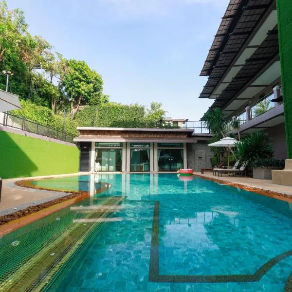 Alaita Boutique Phuket, hotel in Ban Bo Rae