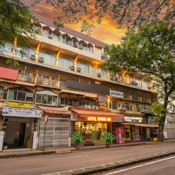 FabHotel Spring inn - Nr Borivali Station, hotel v Bombaji