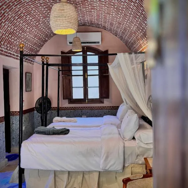 El Juneina Villas, khách sạn ở Luxor