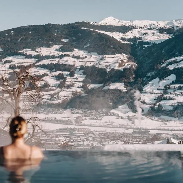 ASTER Boutique Hotel & Chalets – hotel w mieście Fügenberg