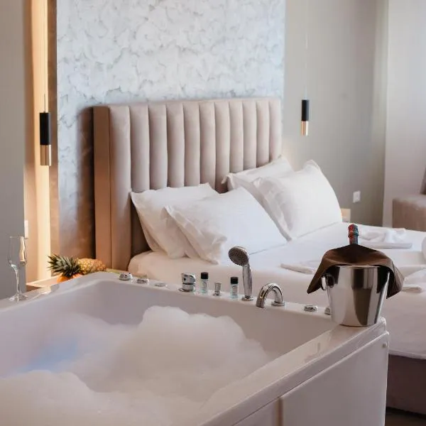 Elba Luxury Hotel, hotel in Durrës