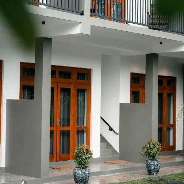 Fathers Place Hiriketiya, Hotel in Dikwella