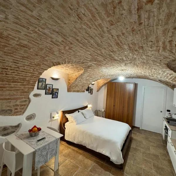 Ca' D'Rosina, hotel in Narzole
