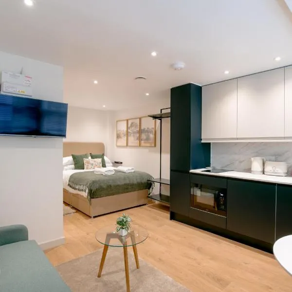 Lindenstone Stylish & Comfortable Stays in the Heart of Maidstone, hotell i Maidstone
