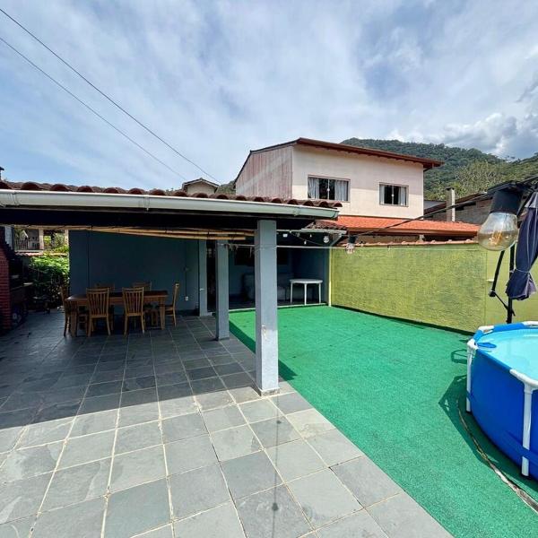 Casa espaçosa com piscina na Praia De Lagoinha