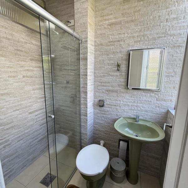 Apartamento uma quadra do mar- Praia da Enseada - melhor do Guarujá - Foto 3