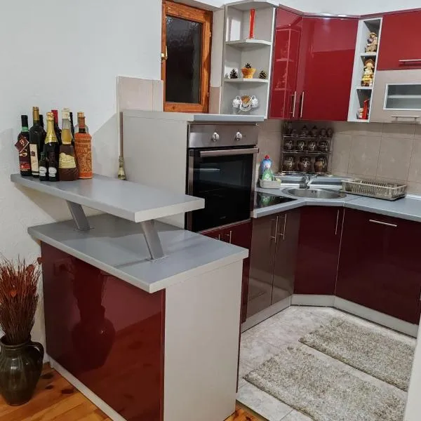 Apartman Dačo โรงแรมในVlasenica