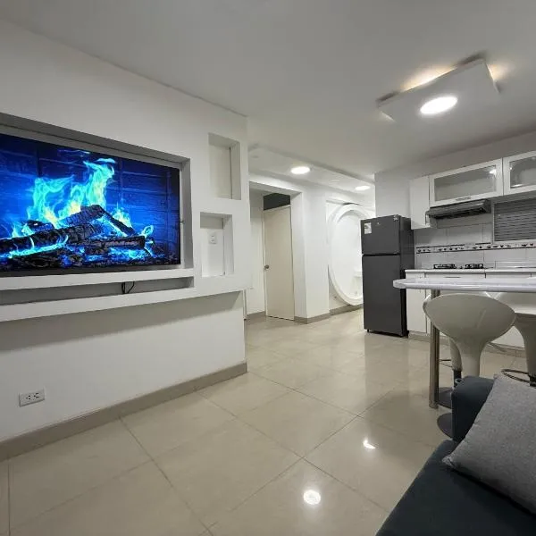 Apartamento moderno a 5 minutos de Plaza Norte, hotel din Lima