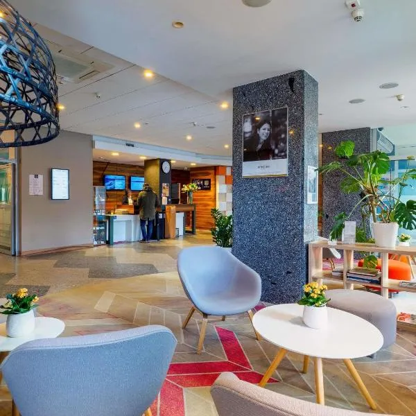 Mercure Czestochowa Centrum، فندق في تشينستوخوفا