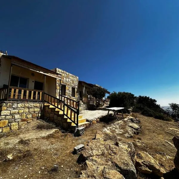 Jabal Dana Hotel - the highest hotel in Jordan, hotel in Dana