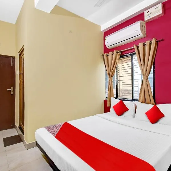 Hotel O Grand Lazeez Dumurjala outdoor Stadium, hotel in Sāntrāgāchi