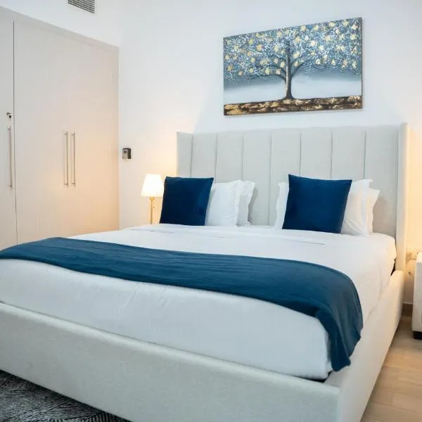 Stylish 1BR Near SeaWorld & Yas Attractions, hotel en Yas Island