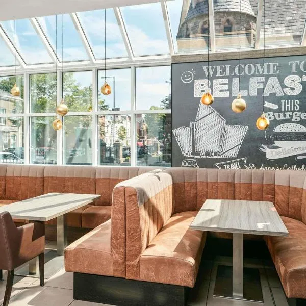 ibis Belfast Queens Quarter – hotel w mieście Belfast
