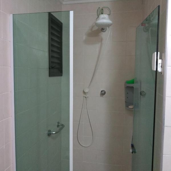 apartamento com linda sacada em direção ao mar - Foto 3