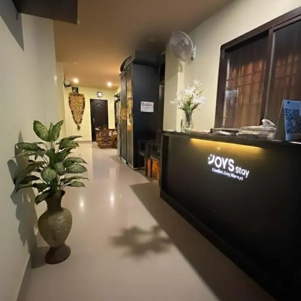 Joys Stay, hotel en Trichūr