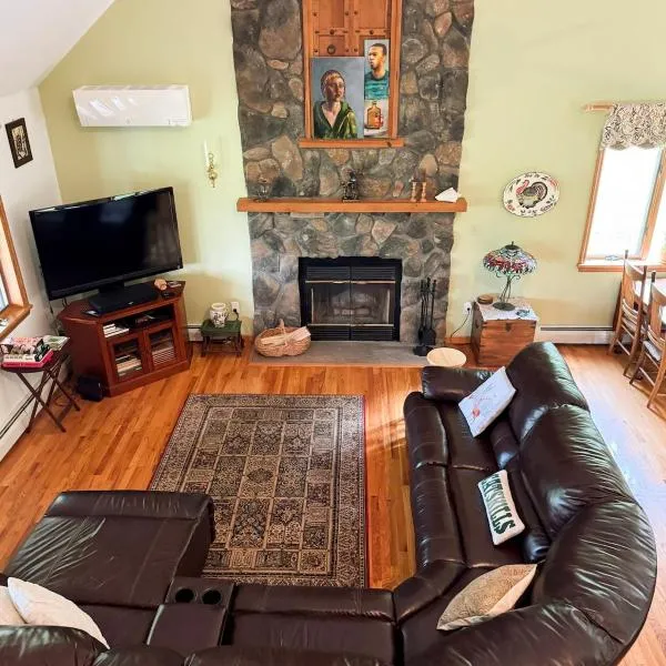 Mountain Retreat in the Catskills, khách sạn ở Roxbury