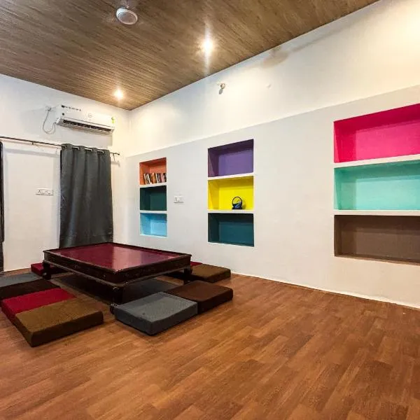 Mosaic Hostel Varanasi，位于瓦拉纳西的酒店