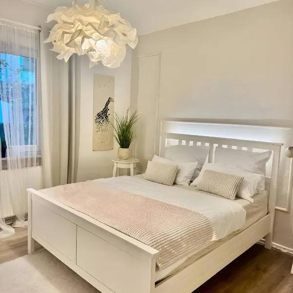 Ferienwohnung am Olantis, hotel v destinaci Oldenburg