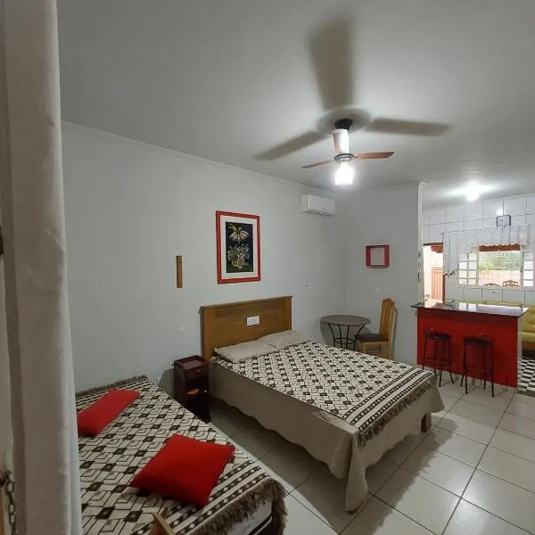 Recanto 22, Casa para temporada com 1 suíte em Olímpia, Hotel in Olímpia