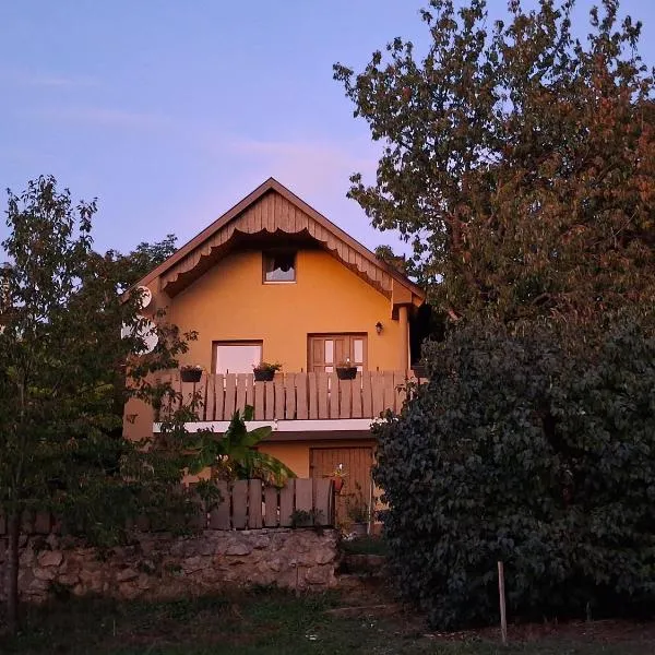 Varázskuckó Apartman, hotel in Sümeg