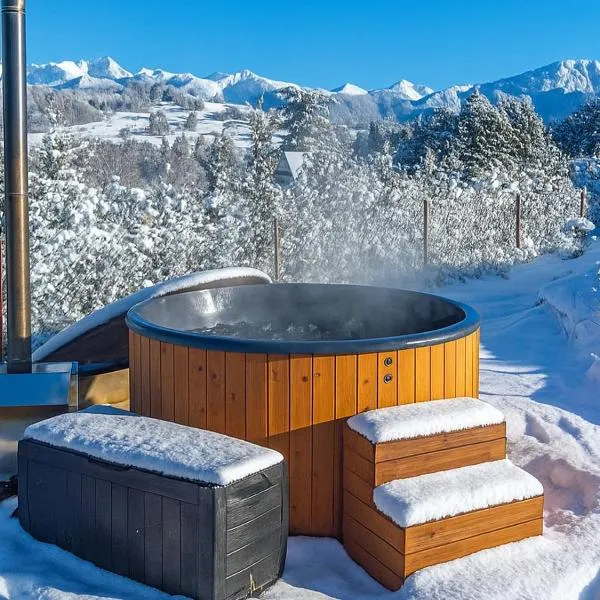 Apartamenty z widokiem & Balia - Willa KRÓLE 25A by RentiloPL, hotel in Zakopane