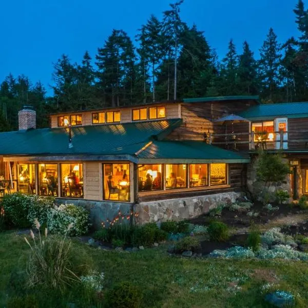 The Surf Lodge and Pub, hotel v destinaci Gabriola