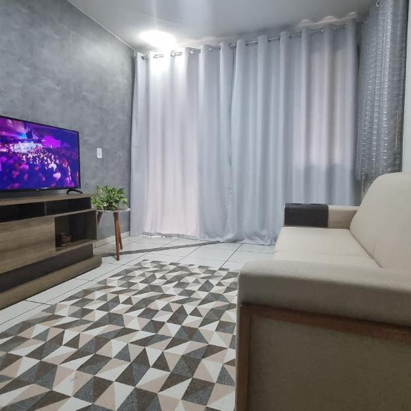 Casa Charmosa, 700 metros da Rua do Lazer!