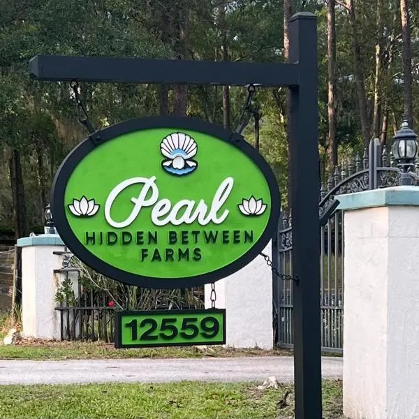 A Pearl Hidden Between Farms, хотел в Reddick