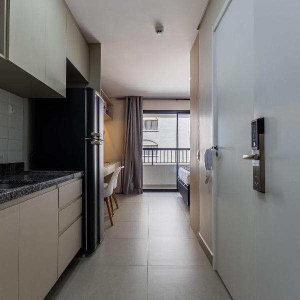 Belo Studio Vila Mariana | Wi-Fi + AC + Varanda - Foto 4
