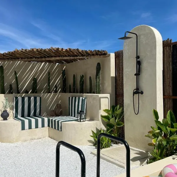 Villa CANGGU- Villa con piscina privada, estilo mediterraneo, Hotel in Tubará