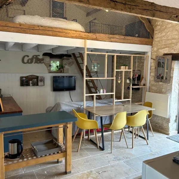 Les fontanelles du quercy blanc, hotel in Montcuq