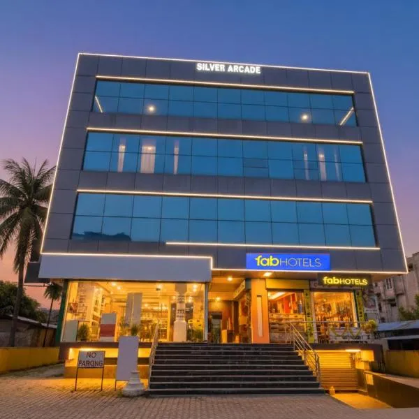 FabHotel Penthouse - A K Dev Road, hotel en Guwahati
