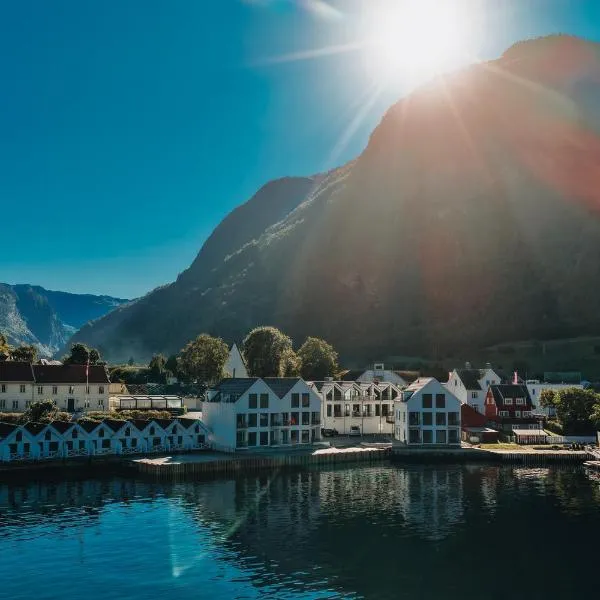 Wangen Apartments by Fjord Resort, hotel in Aurland