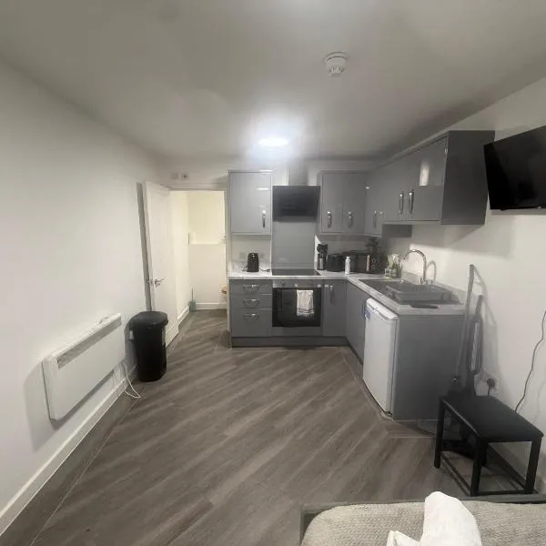 Modern Studio - Centre Maidstone、メードストンのホテル