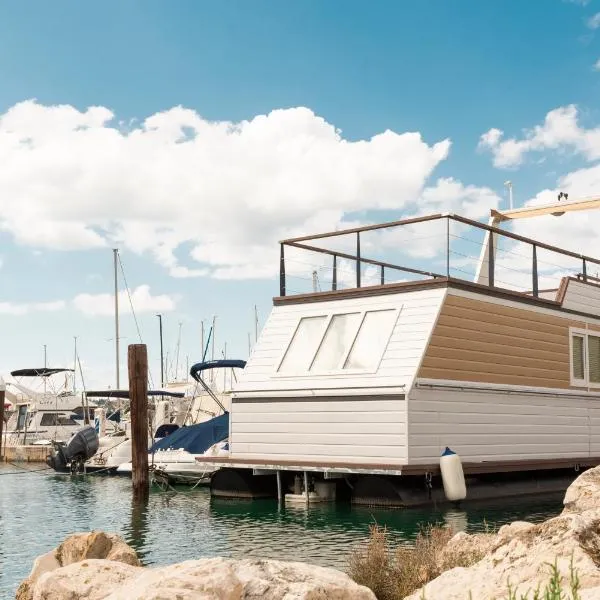 Floating House Marina, hotel u Portorožu
